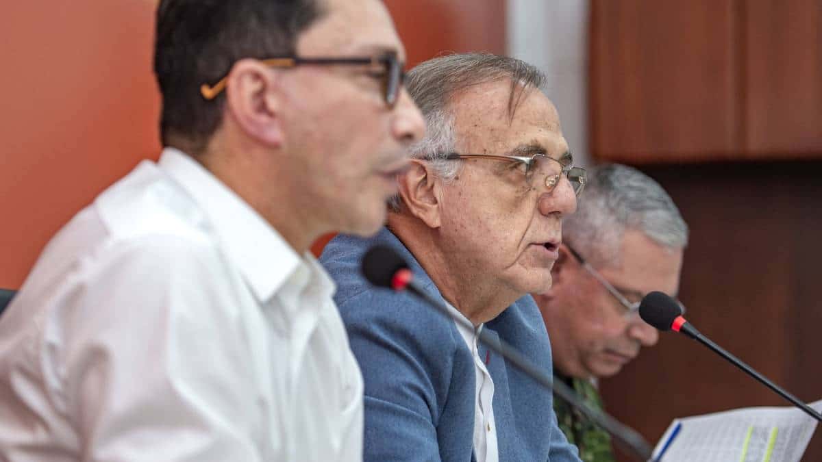 Mindefensa revisará supuestas amenazas a David Ghitis