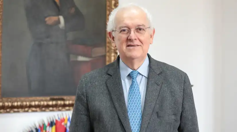 Minhacienda José Antonio Ocampo pide a los empresarios "moderar" la inflación