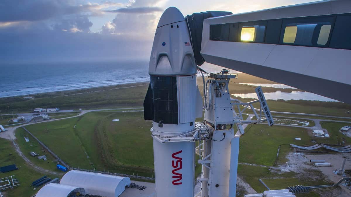 SpaceX emprenderá misión tripulada