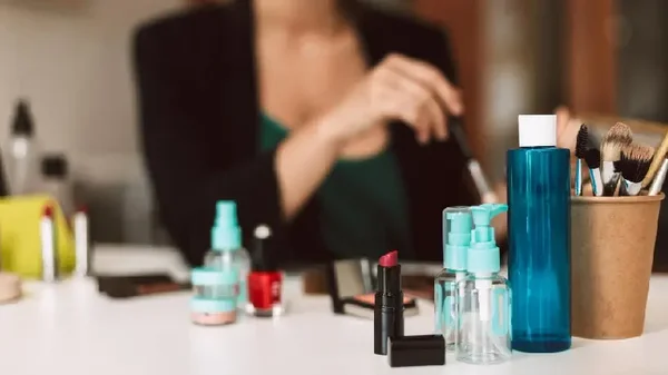 Mitos y verdades sobre el uso de productos cosméticos Mitos y verdades sobre el uso de productos cosméticos