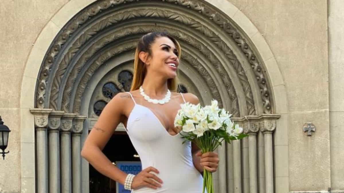 Duró 90 días casada con ella misma