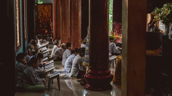 Las monjas que practican Kung-Fu y caminan meses para recoger desechos plásticos Las monjas que practican Kung-Fu y caminan meses para recoger desechos plásticos
