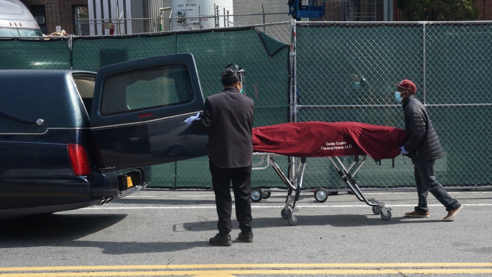 Primera muerte por covid-19 en Estados Unidos habría ocurrido antes de lo anunciado