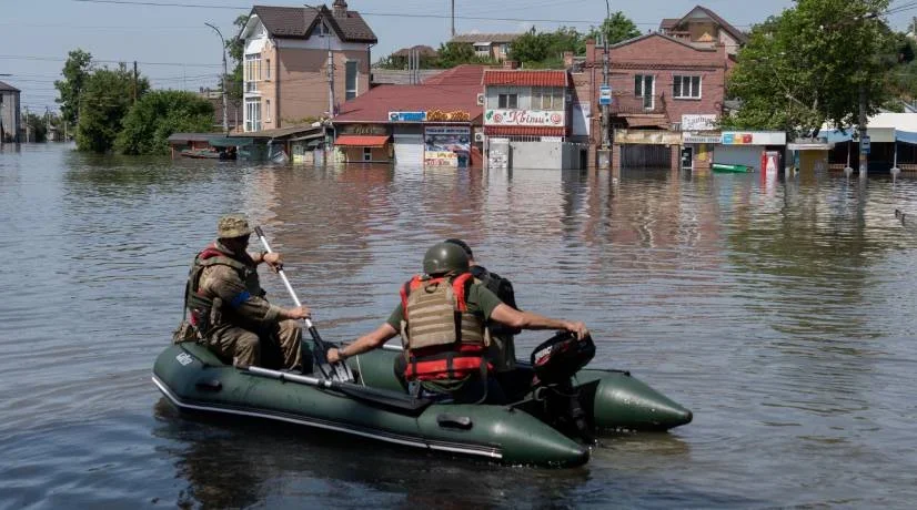 Destrucción de represa en Ucrania deja cinco muertos
