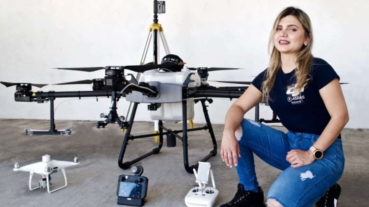 Día de la mujer: la empresaria que ayuda al campo con drones