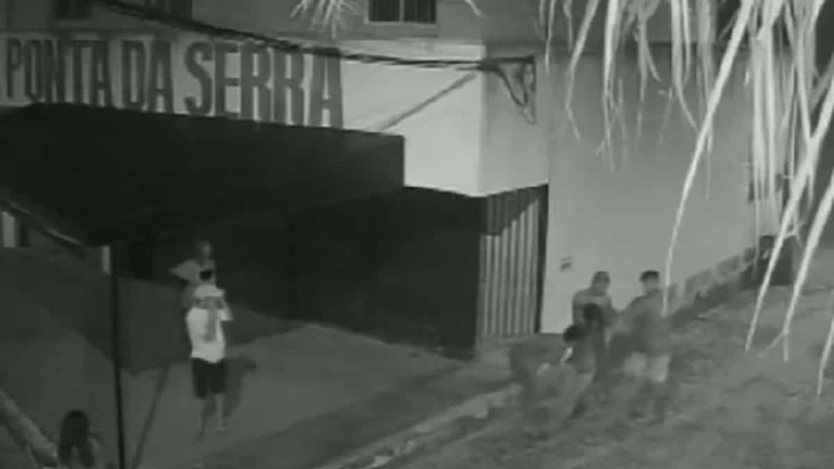 Mujer abandonada en Brasil