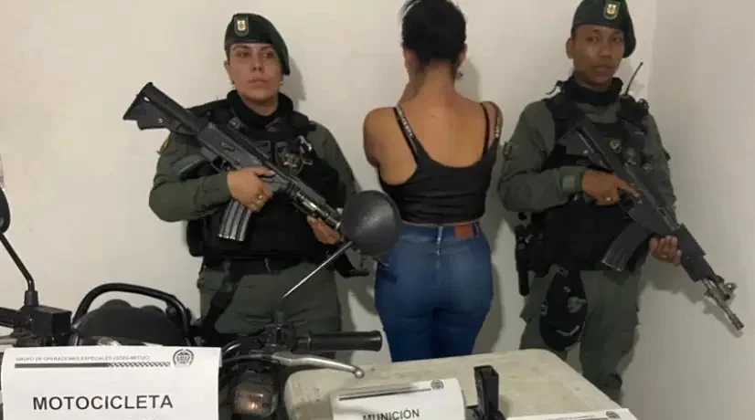 Capturan a mujer con una ametralladora en Cúcuta