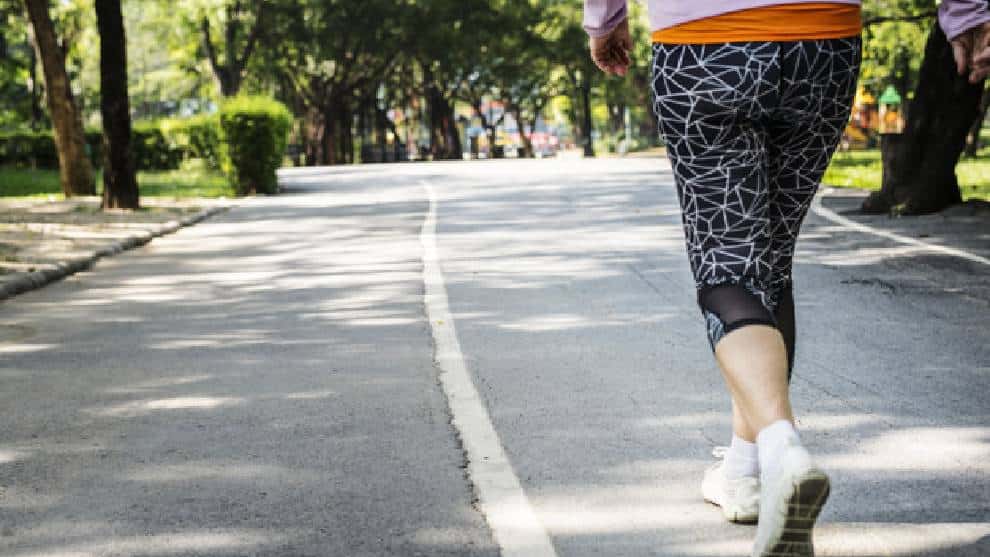 ¡Sorprendente! Mujer de la tercera edad aún corre maratones
