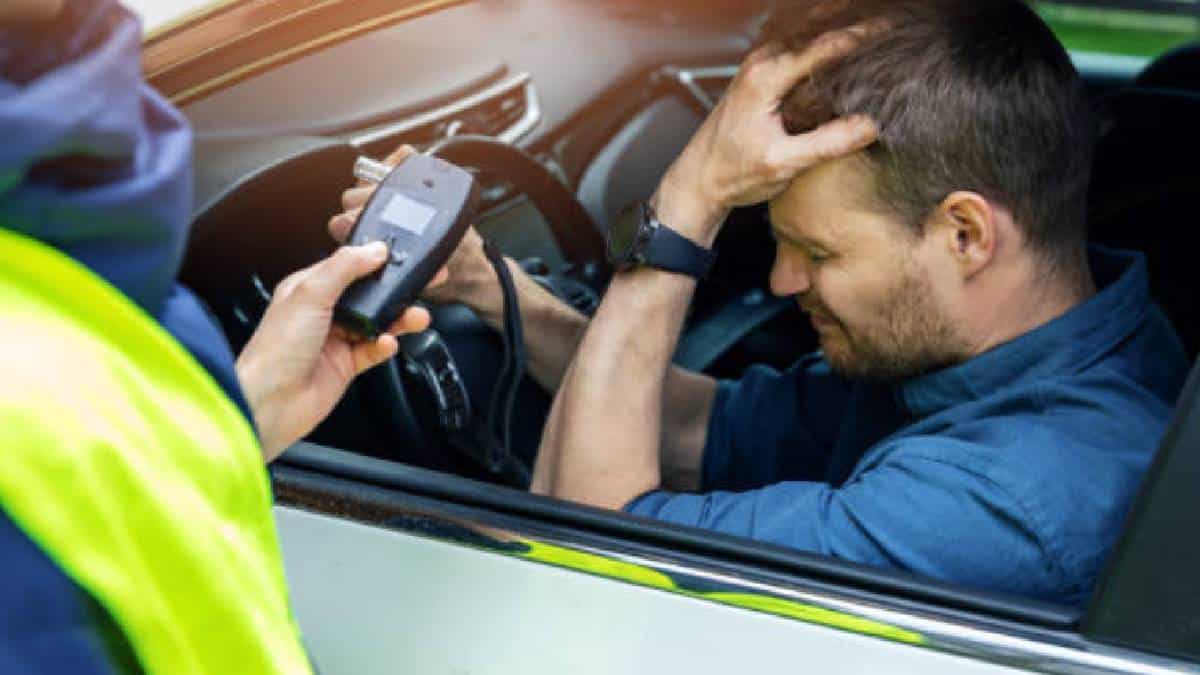 Conductores ebrios descubiertos en flagrancia deben pagar multas desde dos millones de pesos