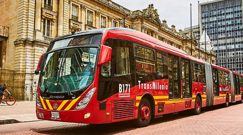 Murió peatón atropellado por Transmilenio en calle 13