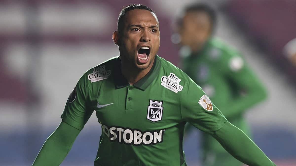 Jarlan Barrera celebrando un gol con Atlético Nacional en 2021