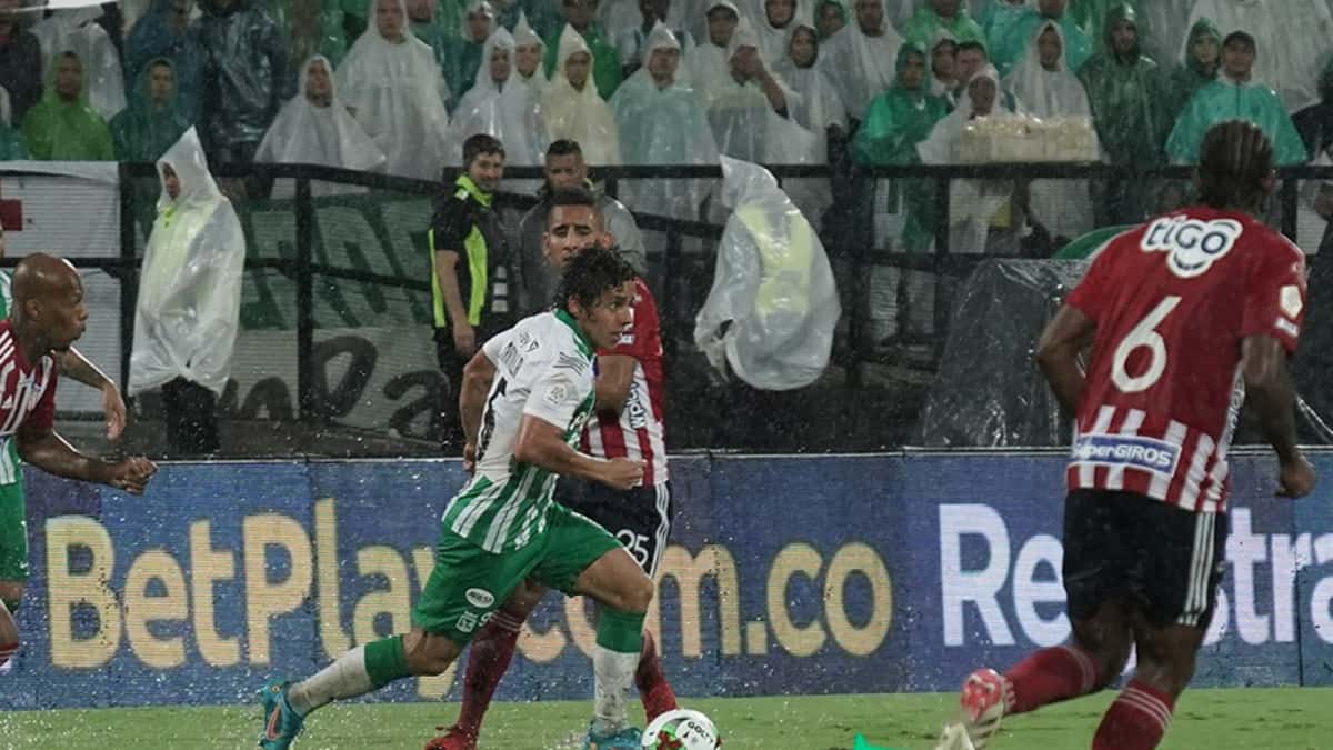 Nacional quedó como líder del Grupo A, con 12 puntos.