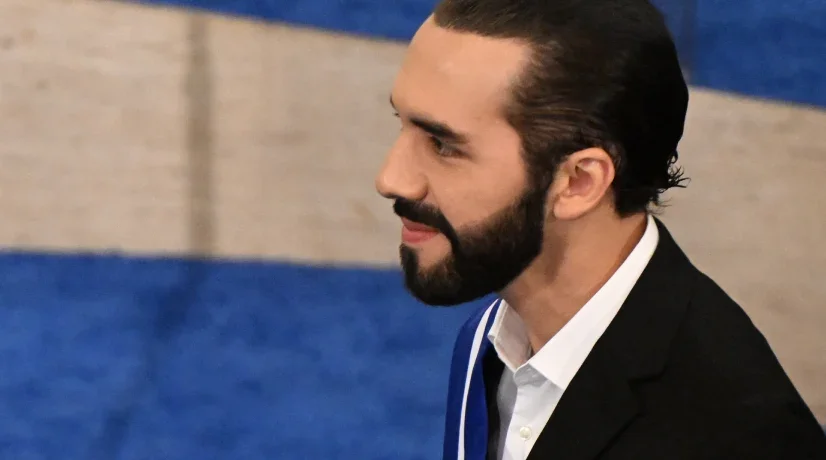 Inician las votaciones en El Salvador