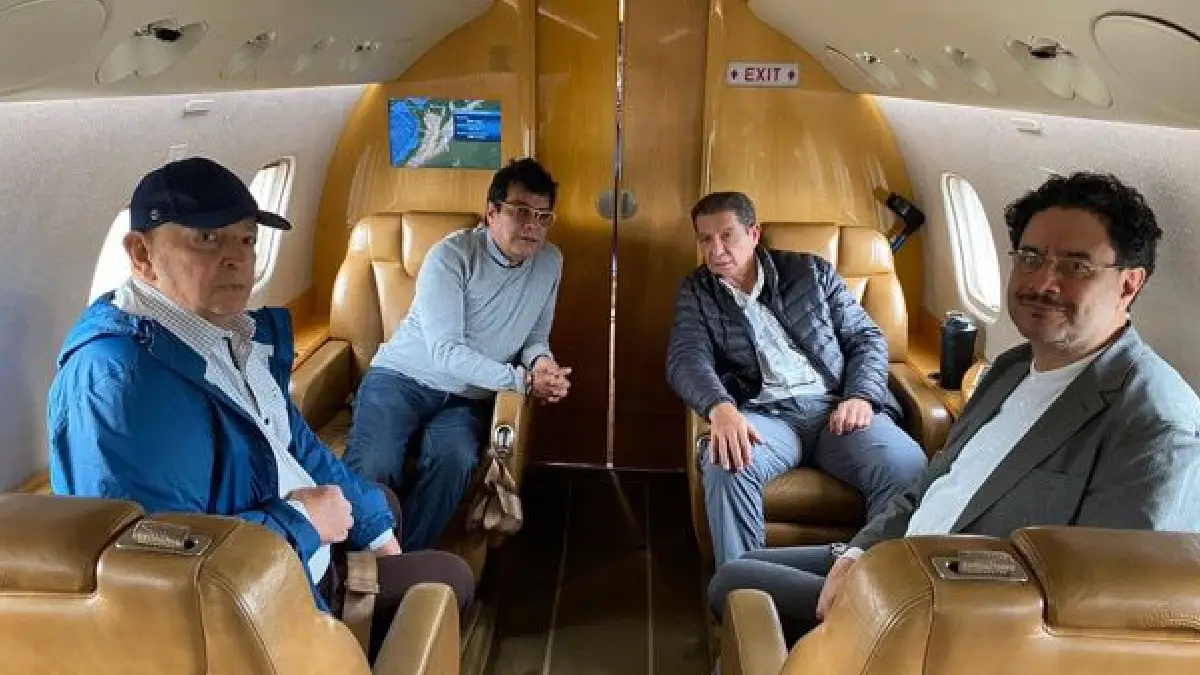 Negociadores de paz ya están en Venezuela