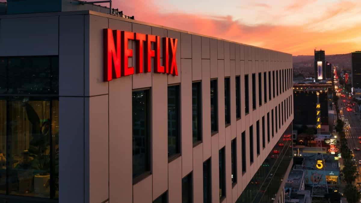 Netflix, en problemas: pierde usuarios y cae en la bolsa