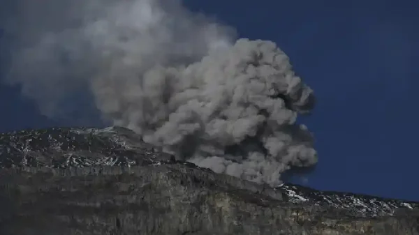 Nevado del Ruiz: la temperatura del cráter aumentó y mantiene su actividad sísmica