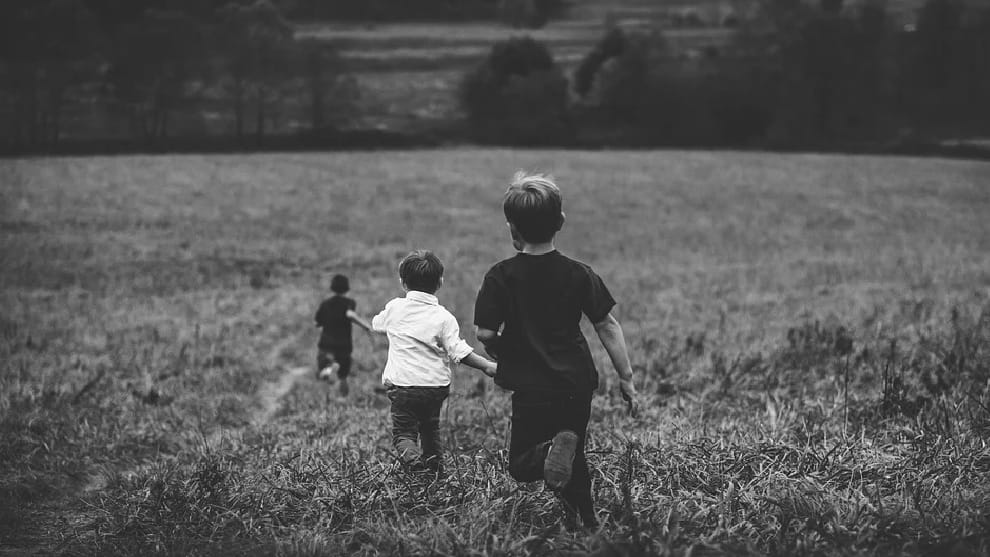 Permiso para que los niños disfruten en España de una hora de aire libre