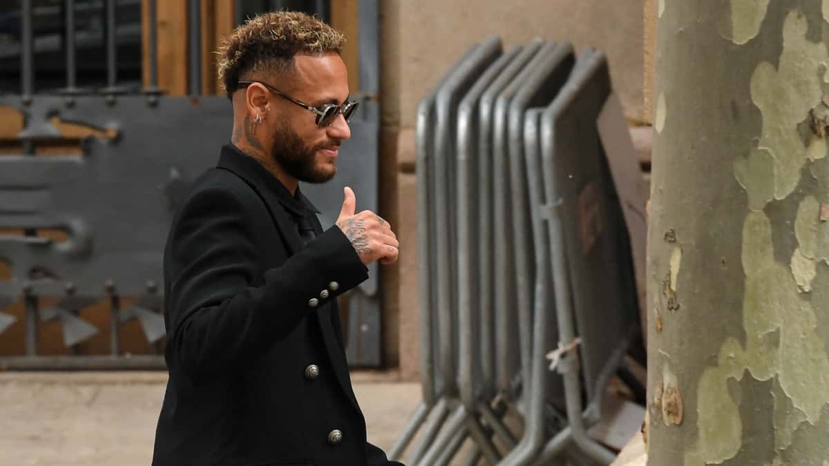 Neymar absuelto por supuestas irregularidades fichaje