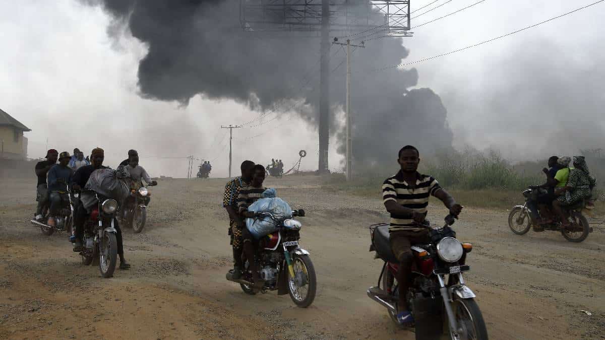 Cientos de estudiantes secuestrados son buscados por las autoridades en Nigeria