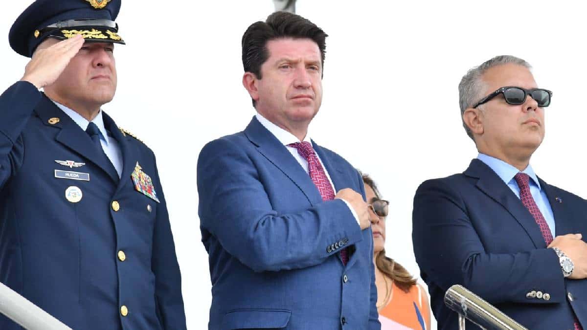 Consejo de Estado decidirá si Molano abandona su cargo