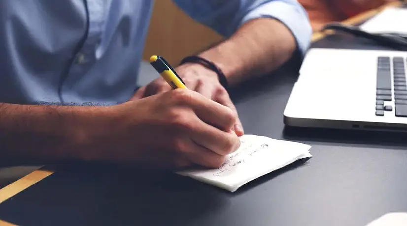 Estudio sobre hoja de vida