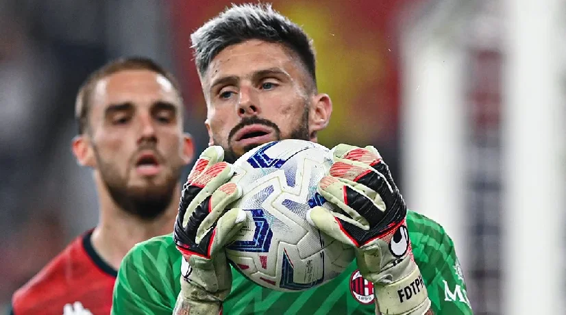 Olivier Giroud se puso los guantes y llevó al Milan al liderato con una gran atajada: video