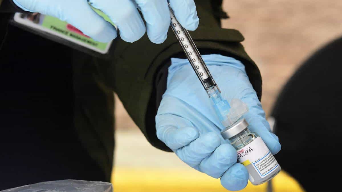 Foto: AFP Laboratorios deben respetar los acuerdos con mecanismo Covax: OMS