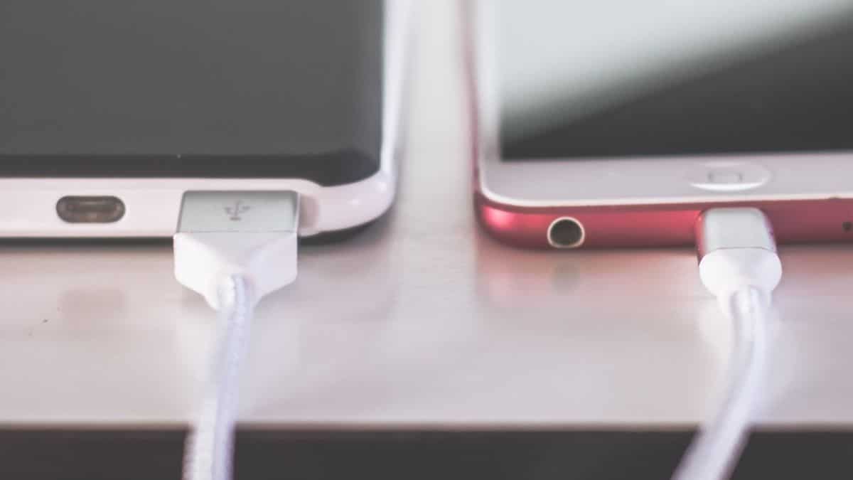 Oppo presenta sus baterías que se cargan en menos de 10 minutos