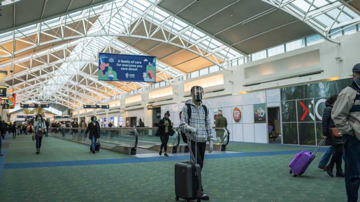 Pedir pruebas de covid a los viajeros es dar una "falsa sensación de seguridad": OPS