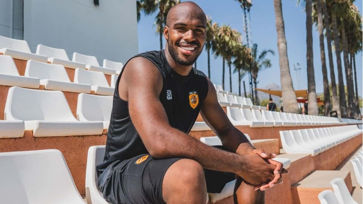 Óscar Estupiñán, nuevo jugador del Hull City