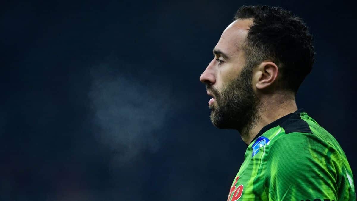 David Ospina hace terapias y se somenterá a pruebas en Napolés