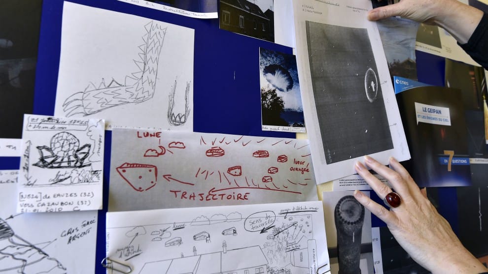 Videos filtrados de objetos voladores no identificados son reales: Armada de EE.UU.