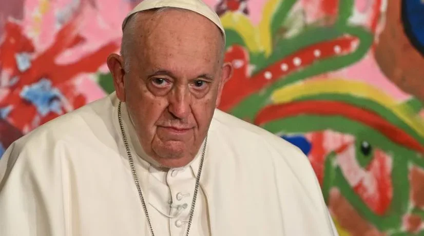 Papa Francisco en el hospital para exámenes médicos