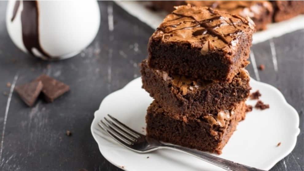 Restaurante sirve por error un pastel hecho con cannabis a una familia que acaba de salir de un funeral