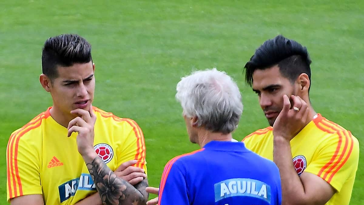 James Rodríguez, José Néstor Pékerman y Radamel Falcao García
