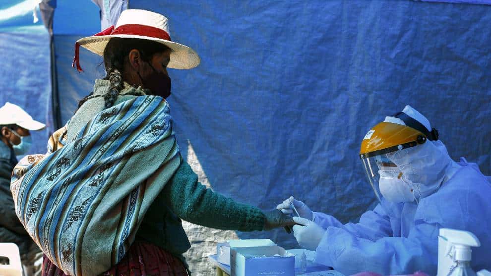 Perú superó los 850.000 casos de coronavirus: Ministerio de Salud