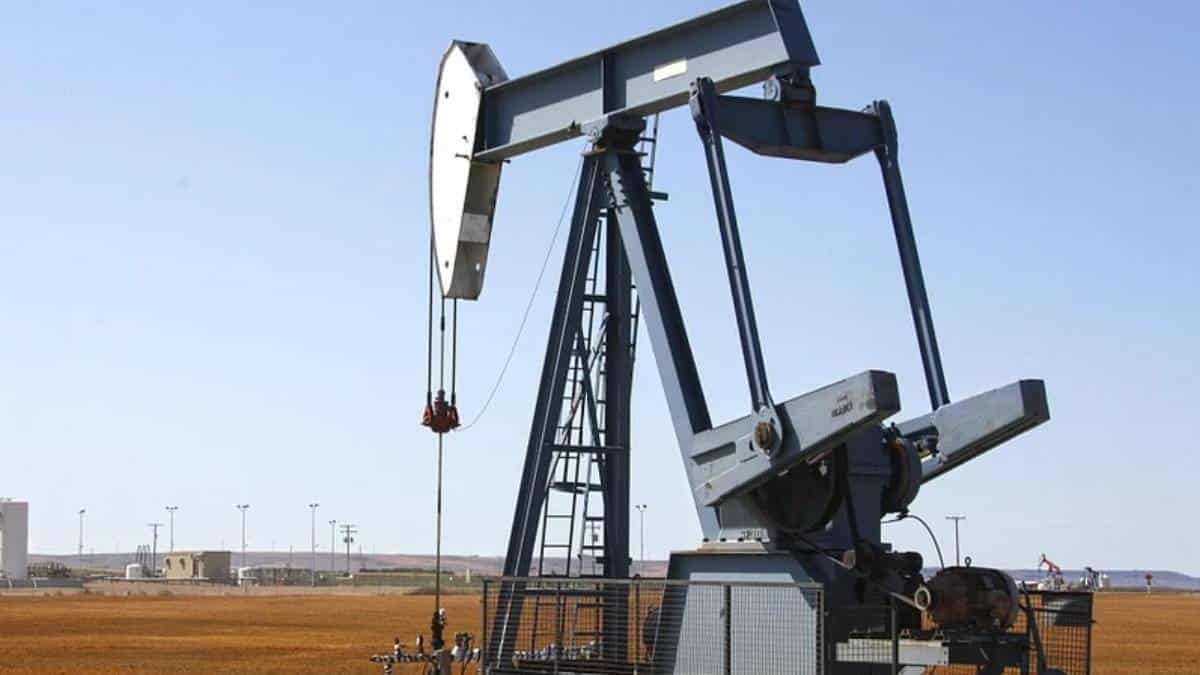 Cada año disminuye el número de profesionales graduados de Ingeniería de Petróleos.