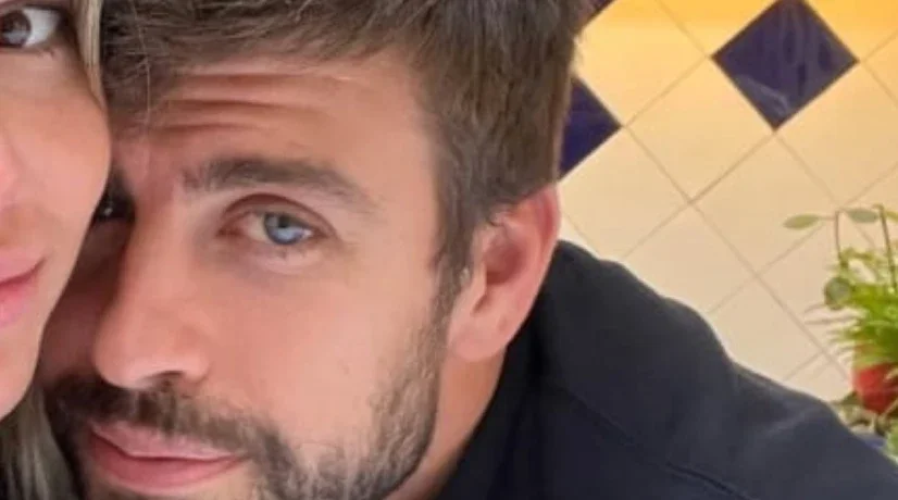 Foto: @3gerardpique Piqué y primera foto con Clara Chía en redes sociales