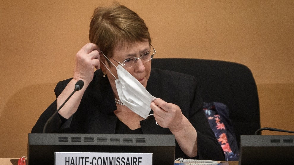 Bachelet viaja a Chile tras la muerte de su madre