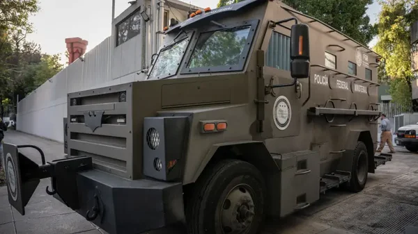 Ovidio Guzmán fue recluido en el mismo penal del que se fugó ‘El Chapo’ en 2015 Ovidio Guzmán fue recluido en el mismo penal del que se fugó ‘El Chapo’ en 2015