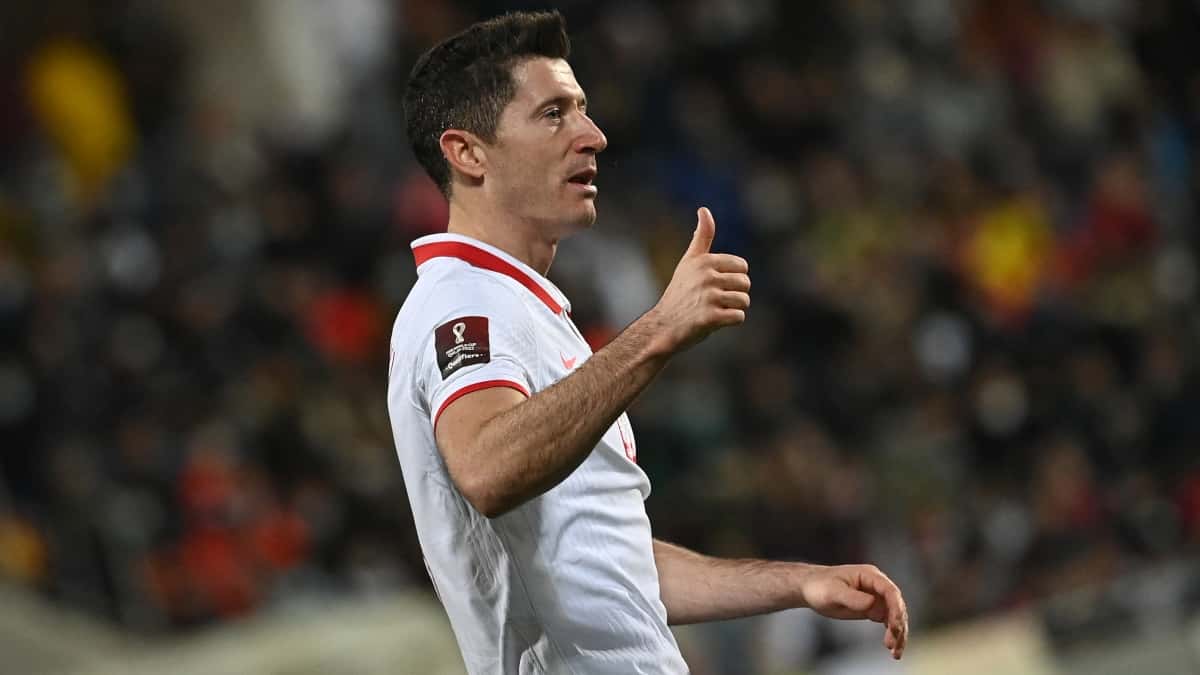 Polonia, en final de repesca mundialista tras exclusión de Rusia