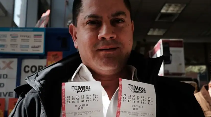 ¡Acierte 6 números y gane US$ 521 millones de Powerball!