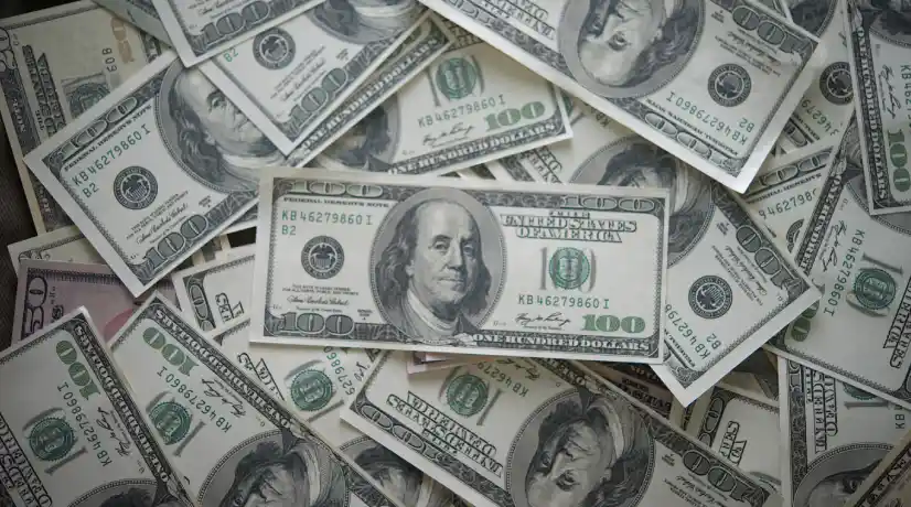 Dólar sigue cayendo: este es su precio hoy 3 de abril