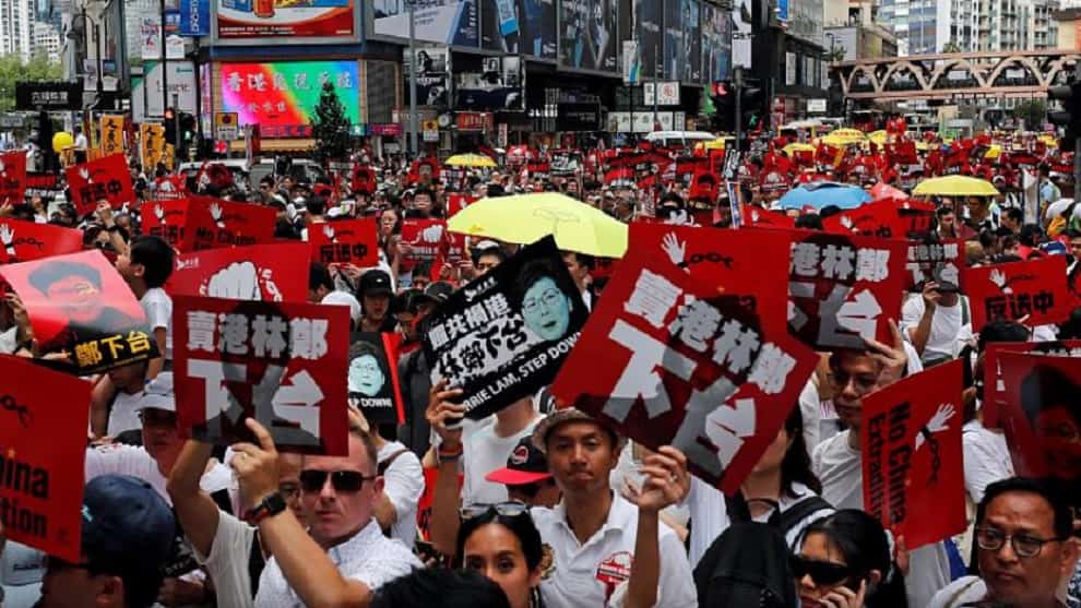 Acusan a la NBA y Apple de apoyar las manifestaciones en Hong Kong