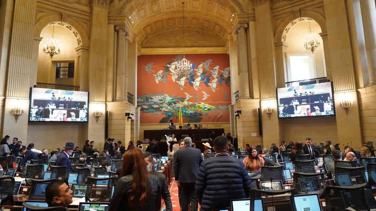 Foto: archivo Noticias RCN Congreso debatirá proyecto para reducir el IVA al 16%