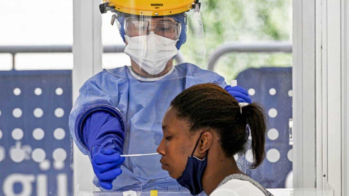 Foto: AFP. Coronavirus en Bogotá: sitios para pruebas gratis martes 1 de junio.