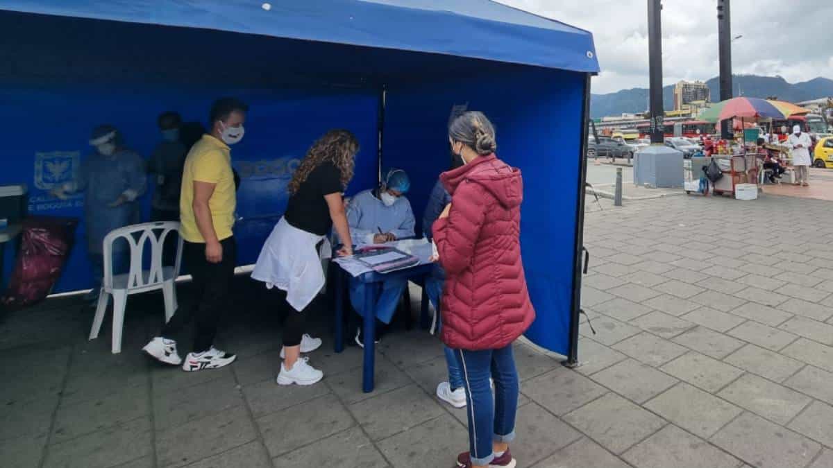 ¿Dónde puede realizarse pruebas covid gratis en Bogotá este miércoles?