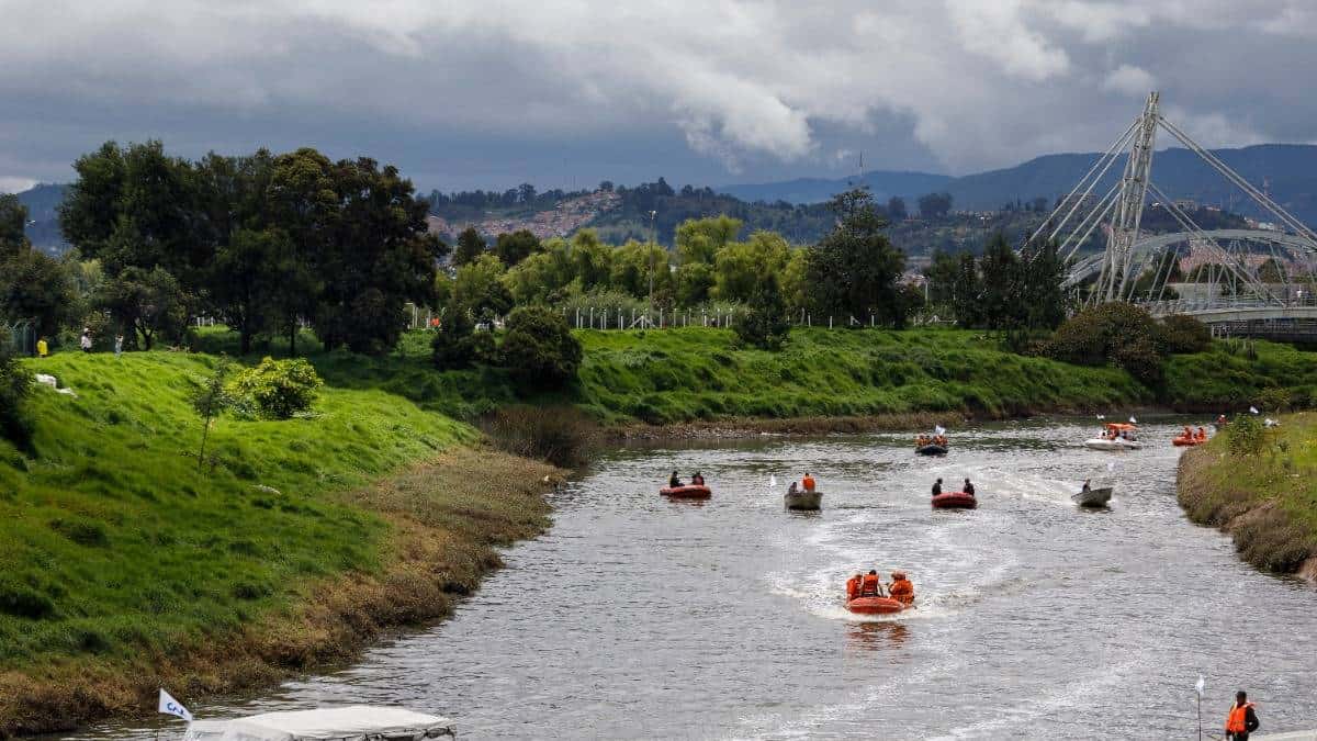 Río Bogotá habilita ruta de navegación en lancha
