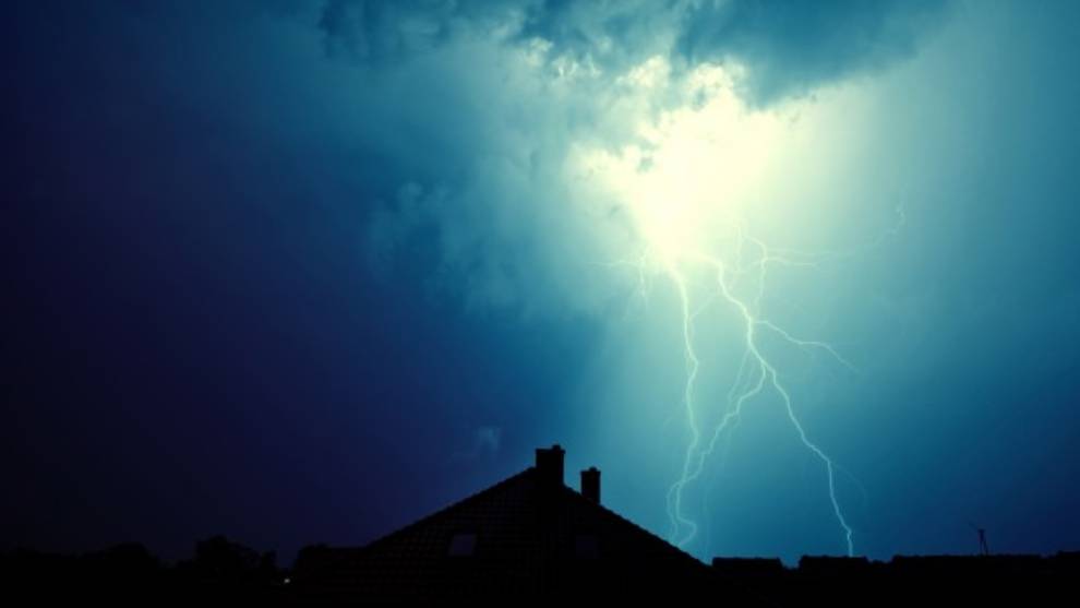 Al menos 20 personas murieron electrocutadas por el impacto de un rayo