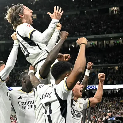 Real Madrid hizo la épica al 90 contra el Sevilla y sigue líder único ...